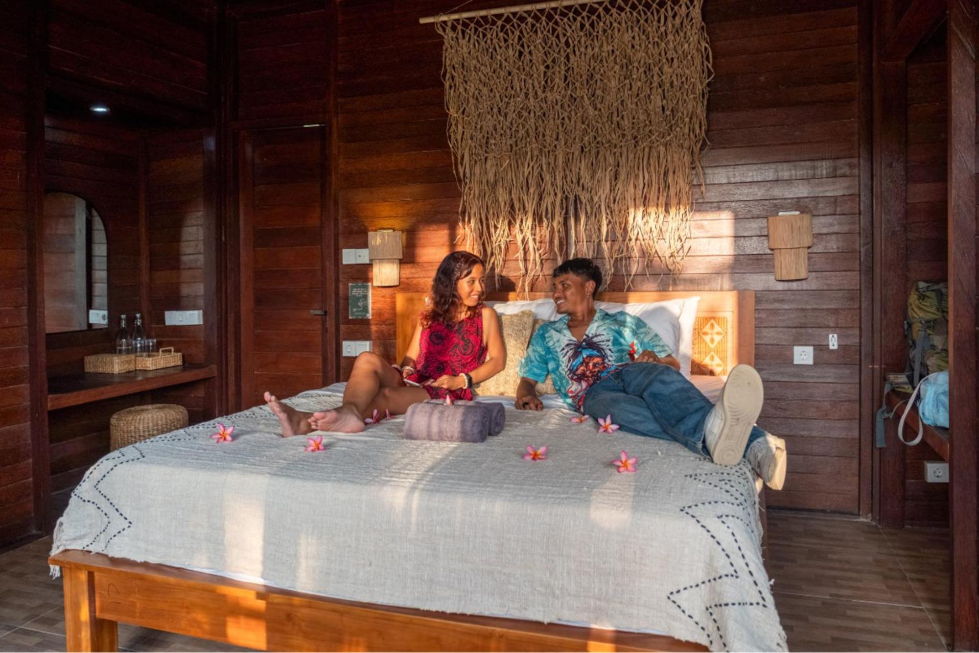 Mad Monkey Nusa Lembongan Ngoại thất bức ảnh
