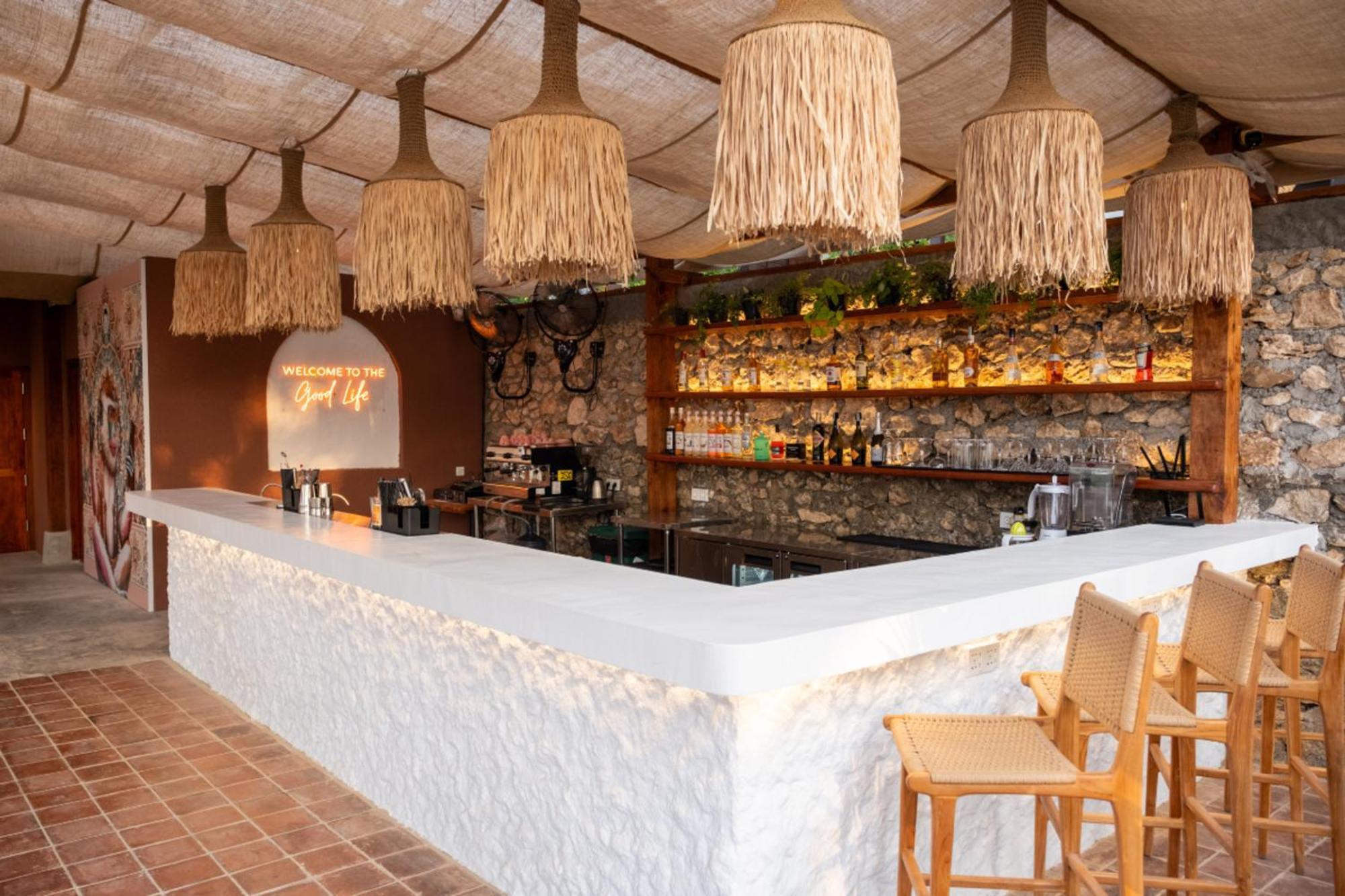 Mad Monkey Nusa Lembongan Ngoại thất bức ảnh